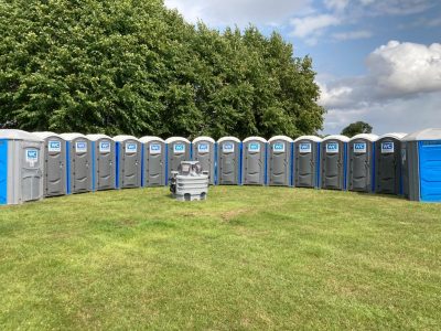 Portable toilet as a freestanding structure