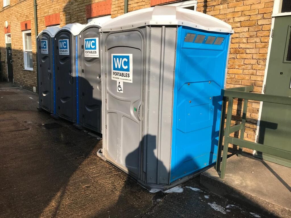 the-hertford-brewery-mcmullens-fathers-day-tour-2025-wc-portables2